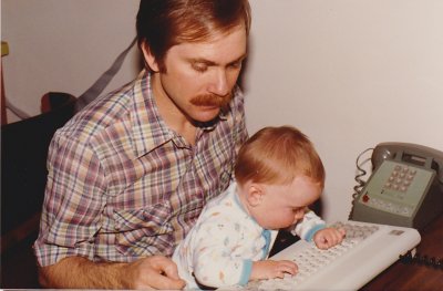 Barry with father, Mark Robbins, in 1982